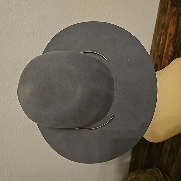 Janessa Leone grey wood Fedora